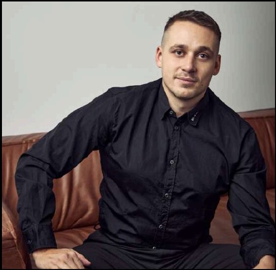Portrét — Patrik Korytko